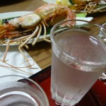 日本酒と焼きボタンエビ